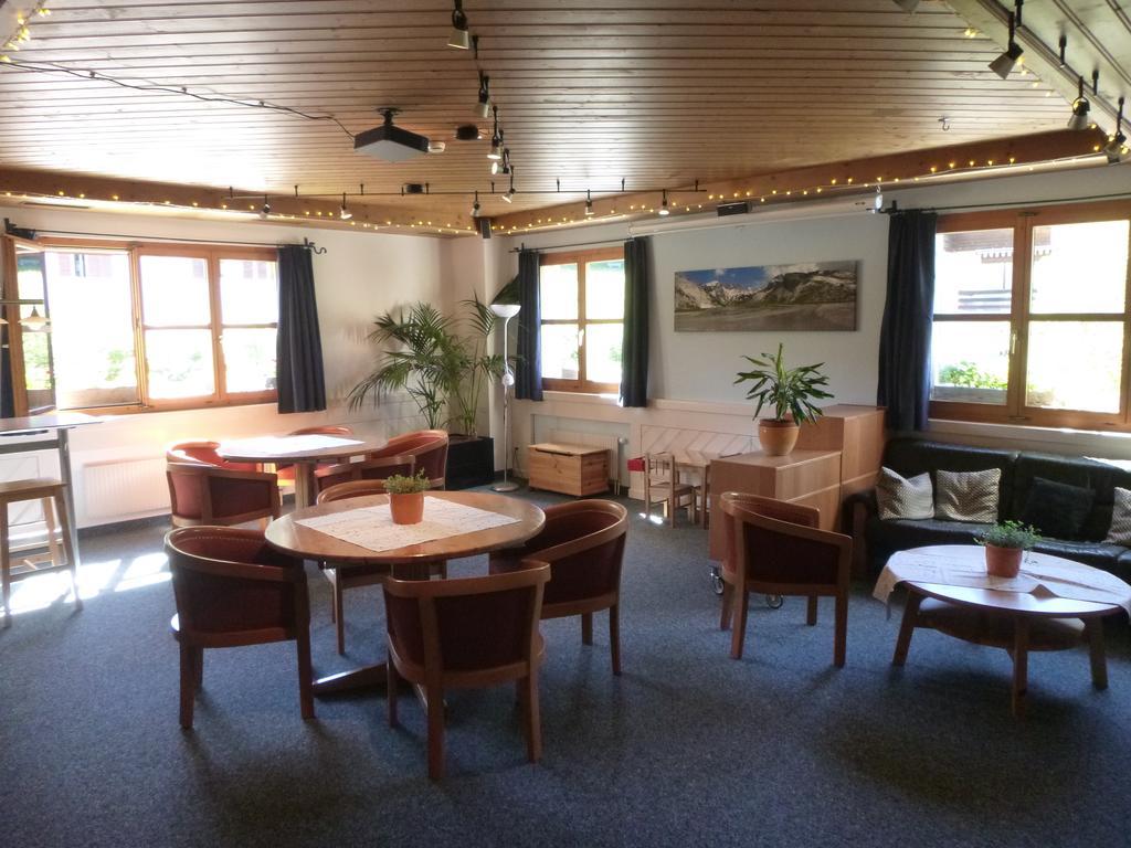 Familien Und Wanderhotel Clarezia Breil/Brigels Ngoại thất bức ảnh
